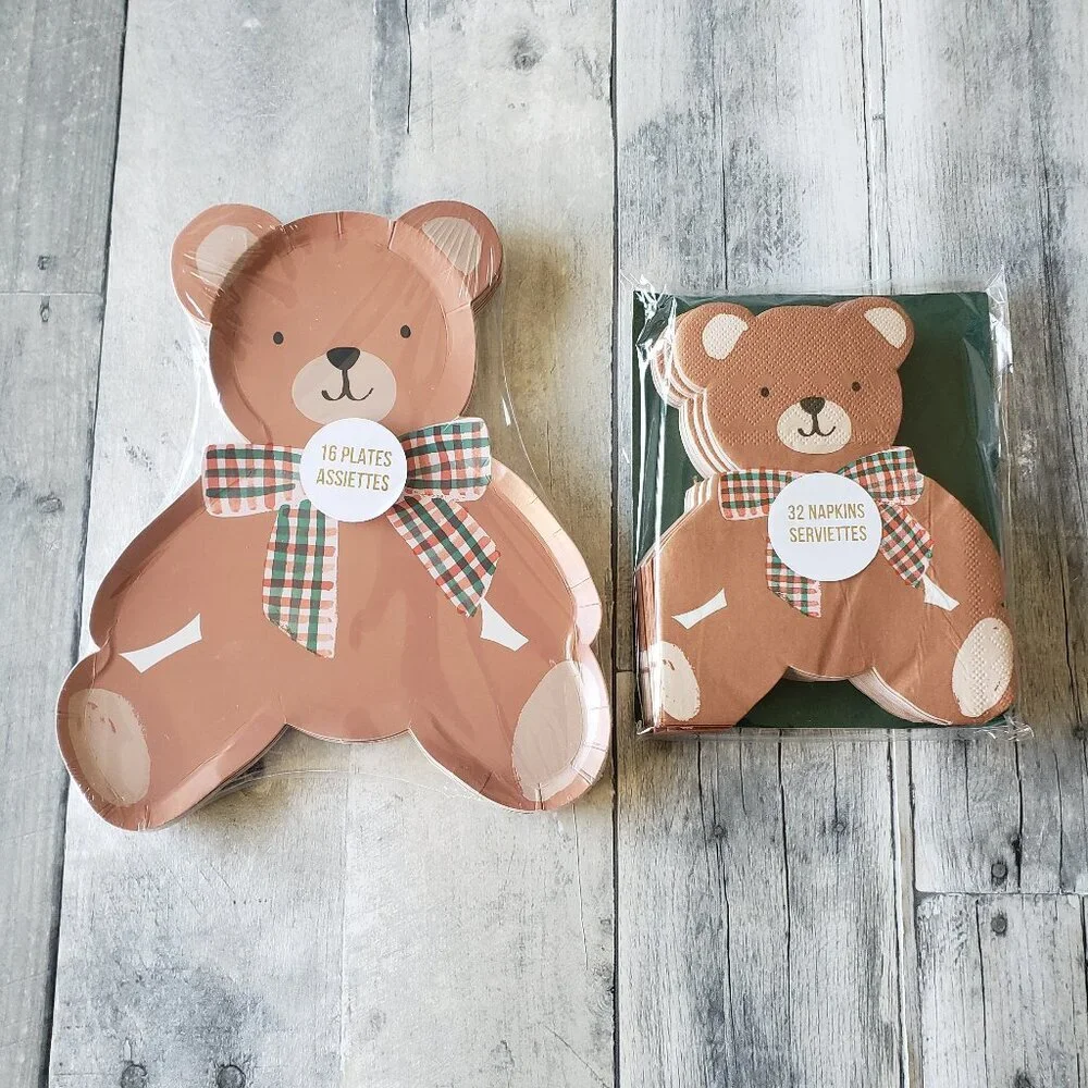 NWT - Meri Meri Bear With Plaid Bow Paper - 16 Plates and 32 Napkins